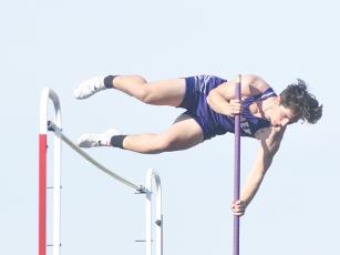 Senior Aspen Hataway placed second in the pole vault. 