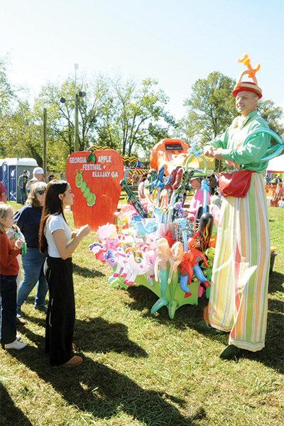 AppleFest2-102225