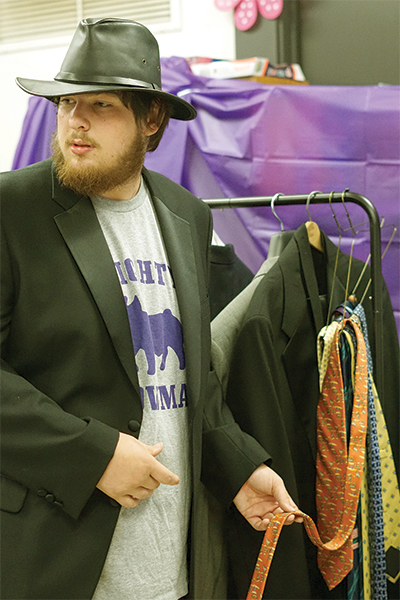 PromClosetTies