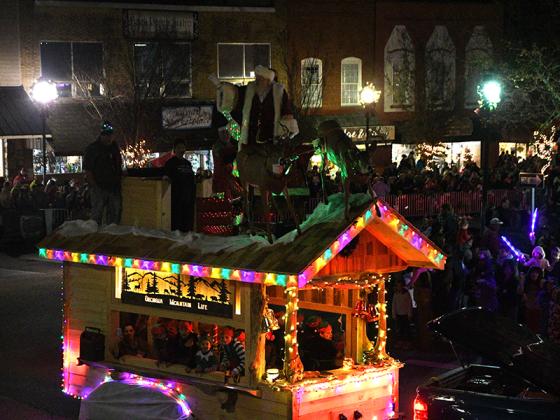 Scenes from Light Up Ellijay