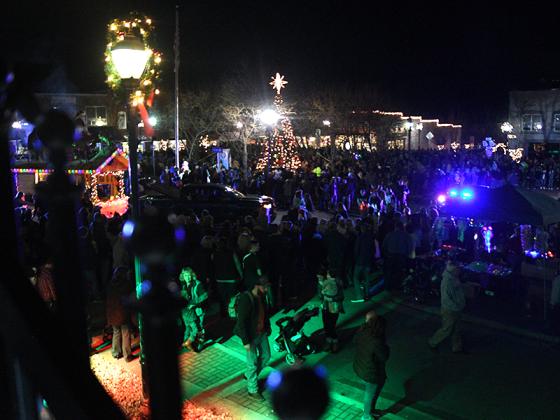 Scenes from Light Up Ellijay