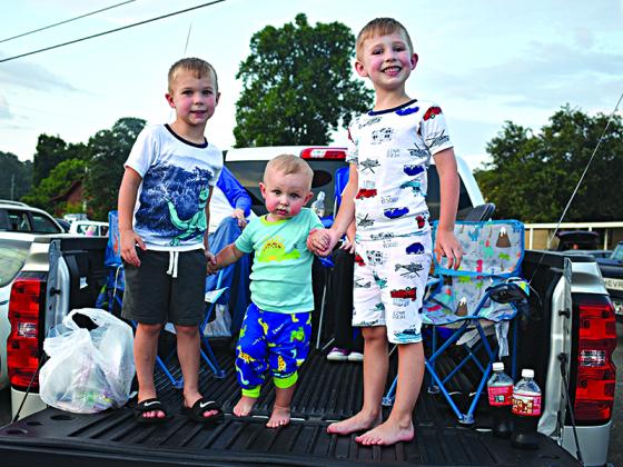 Kreed, Krew and Knox Richardson, of Jasper.