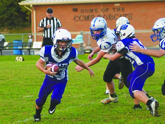 Carter Ortis broke a 35-yard touchdown run in the seventh-grade game.