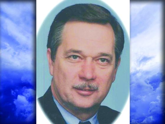 Donald Milton Davis Sr.