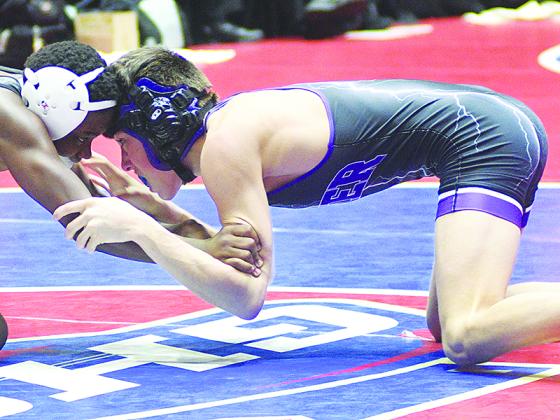 Carson Farist 106-pound state champion