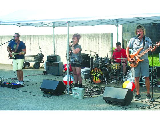 Live music by The Band Raven