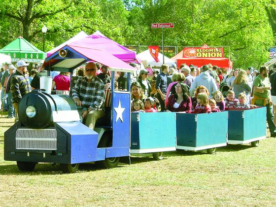 The A&amp;B Express was a popular way for both children and grown-ups to explore the festival.