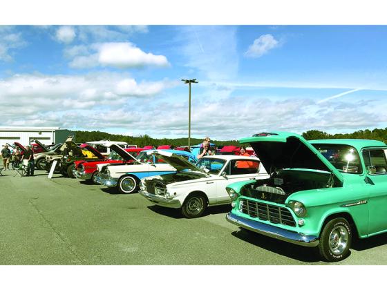 The Apple Classic Car Show, presented by the Apple Country Auto Club, will return to Ronnie Thompson Ford Saturday, Oct. 9.