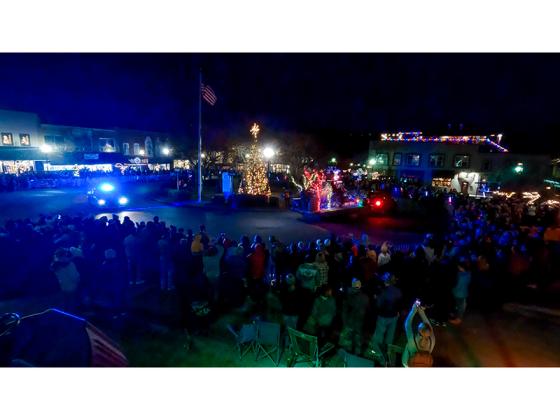 Light Up Ellijay parade
