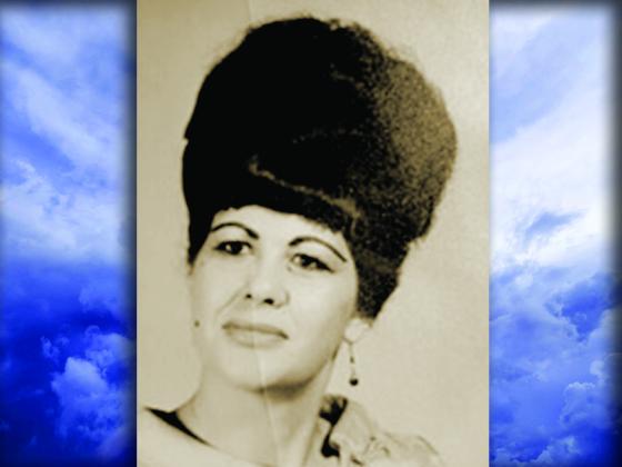 Ms. Ruth Davenport