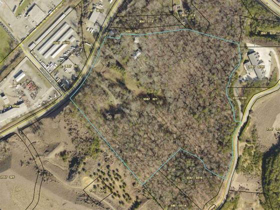 The 25-acre tract as seen on Gilmer Tax Assessors map. Progress Road is the left boundary, Mountain View Road is the right, and Coosawattee Drive is seen in the top right corner.