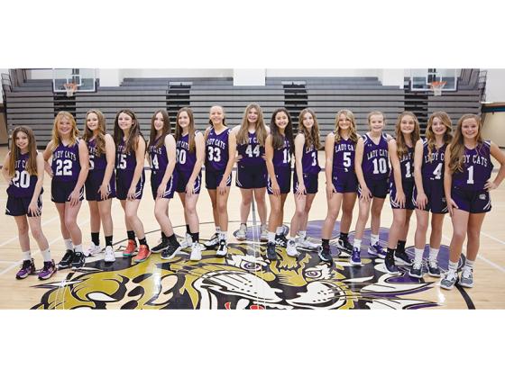 Above are Clear Creek’s seventh-grade basketball players. From left are, Ally Phillips, Laney Martin, Leila Kate Wimpey, Brenlee Daniel, Toryn Adams, Pressley Chancey, Rosie Everett, Josie Bradburn, Halle Mae West, Kristina Bailey, Mary Grace Jones, McKenna Taylor, Kensey Pritchett, Lola Howard and Braylee Stewart. (Photo Courtesy of 247 Frames)