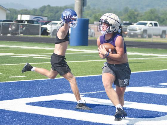 Bobcat Kyle Cowart catches a 40-yard touchdown pass from Issac Rellinger last Thursday.