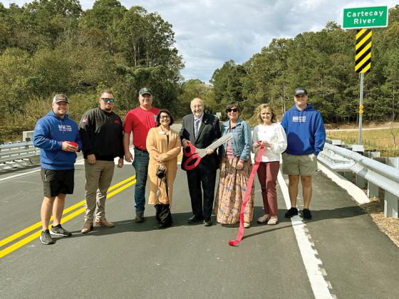Ribbon cutting on Lower Cartecay bridge