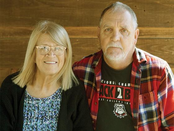 Donnie and Debra Bailey tearfully share how first responders saved Donnie’s life in August. 