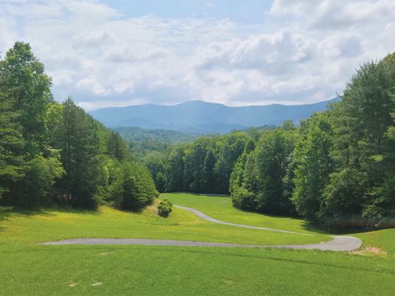 Whitepath Golf Course is known for its spectacular mountain vistas.