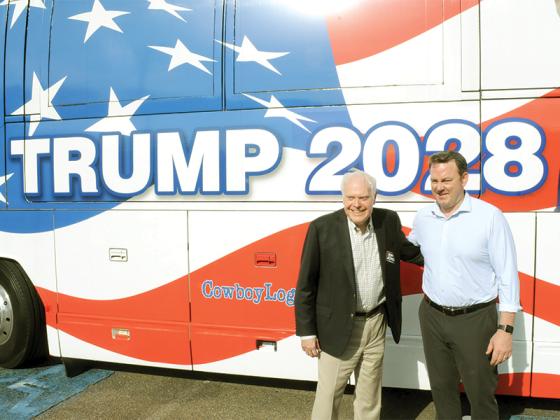 Joe McCutchen, left, stands next to Lieutenant Governor Burt Jones, right.Gubernatorial candidate visits