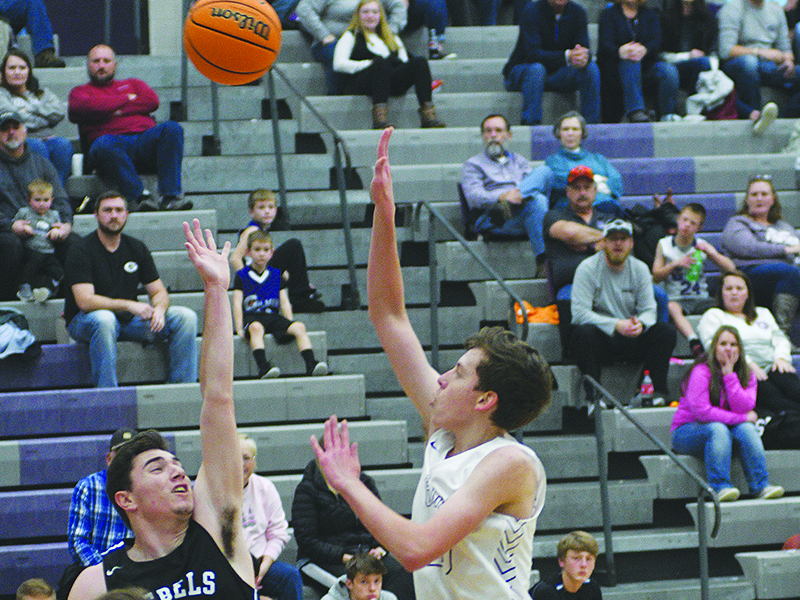 Bobcat sophomore Lewis Mulkey scores two of his team-high 18 points against Fannin County last Saturday.