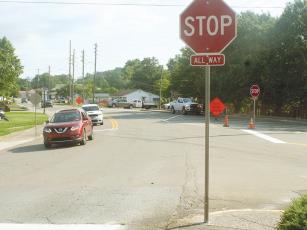 New 4-way stop on North Main St.
