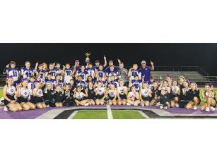 Gilmer sixth-grade football players, cheerleaders and coaches following the Bobcats’ 14-0 championship victory versus White County last Saturday. (Photo Courtesy of Jerry Daves/Allstar Photos)