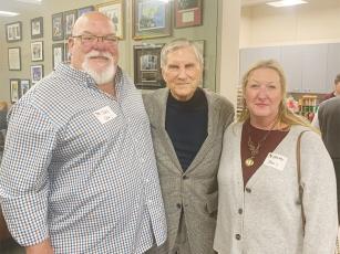 Davis and wife Hester with former Georgia Tech coach Bill Curry.